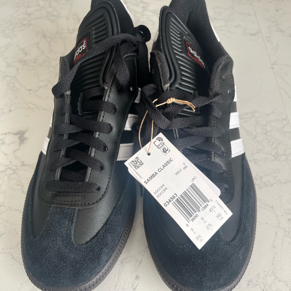 Men’s Adidas Samba Classics